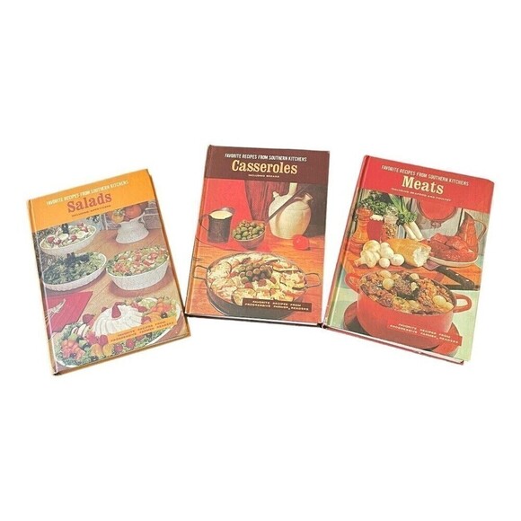 VINTAGE Cookbook Set Favorites From a Southern Kitchen 1960’s Collection - Picture 1 of 7